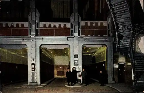 Ak Hamburg Mitte St. Pauli, Elbtunnel, Fahrstühle, Wendeltreppe, Männer