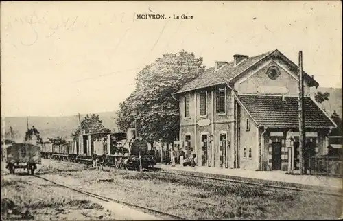 Ak Moivron Meurthe et Moselle, La Gare, Bahnhof, Gleisseite