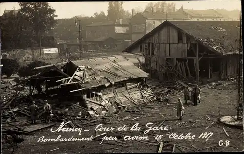 Foto Ak Nancy Meurthe et Moselle, La Gare, Bahnhof, Kriegszerstörungen, I WK