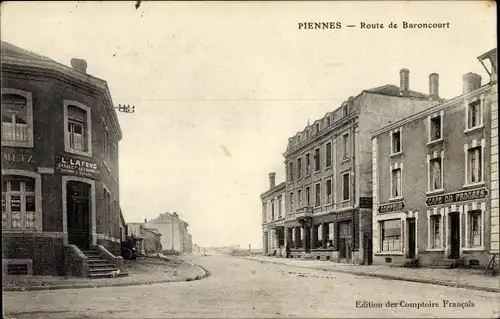 Ak Piennes Lothringen Meurthe et Moselle, Route de Baroncourt, Cafe du Progres