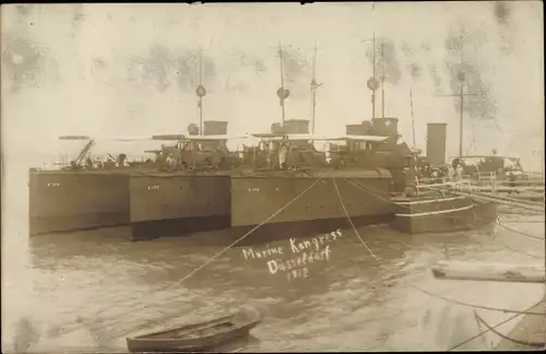 Foto Ak Deutsche Kriegsschiffe auf dem Rhein, Marine Kongress Düsseldorf 1912