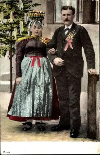 Ak Schwarzwald, Paar in Schwarzwälder Tracht