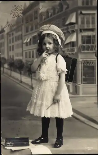 Ak Glückwunsch Einschulung, Mädchen mit Schulranzen