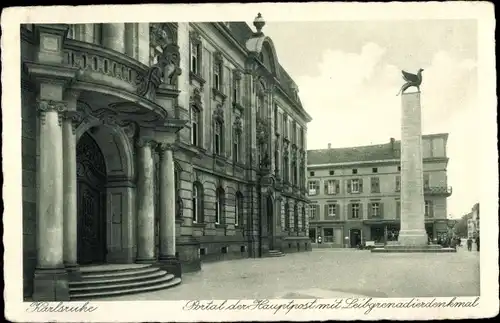 Ak Karlsruhe in Baden, Portal der Hauptpost mit Leibgrenadierdenkmal