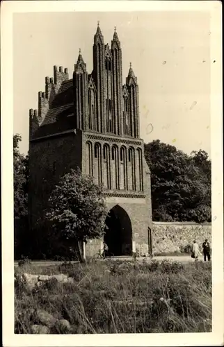 Ak Neubrandenburg in Mecklenburg, Friedländer Tor