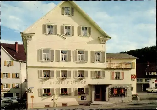 Ak Lenzkirch im Schwarzwald, Hotel Adler-Post, Außenansicht