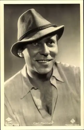 Ak Schauspieler Carl Raddatz, Portrait, Hut
