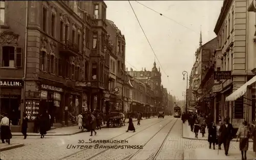 Ak Saarbrücken im Saarland, Untere Bahnhofstraße