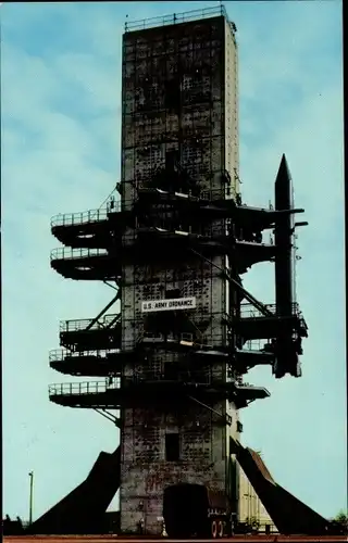 Ak Huntsville Alabama USA, Guided missile test tower with redstone missile