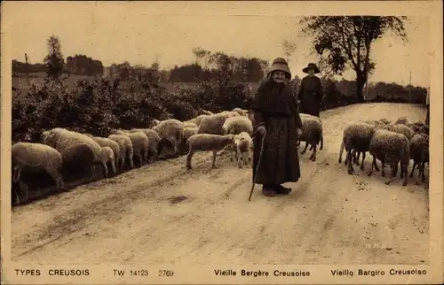 Ak Creuse, Vieille Bergere Creusoise