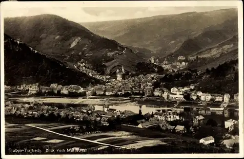 Ak Traben Trarbach, Blick vom Montroyal auf die Stadt