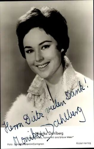 Ak Schauspielerin Monika Dahlberg, Portrait, Mein Schatz, komm mit ans blaue Meer, Autogramm