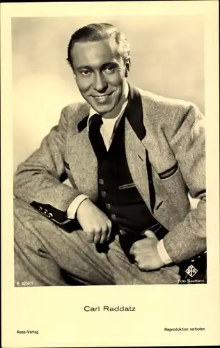 Ak Schauspieler Carl Raddatz, Portrait
