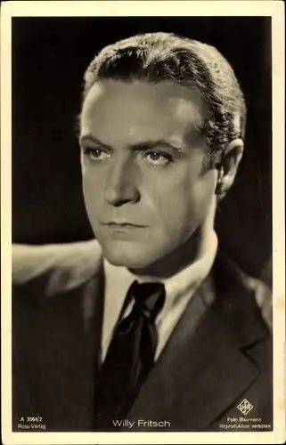 Ak Schauspieler Willy Fritsch, Portrait, Ufa Film, Ross Verlag A 3064 2