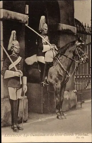 Ak London, Life Guardsmen at the Horse Guards Whitehall
