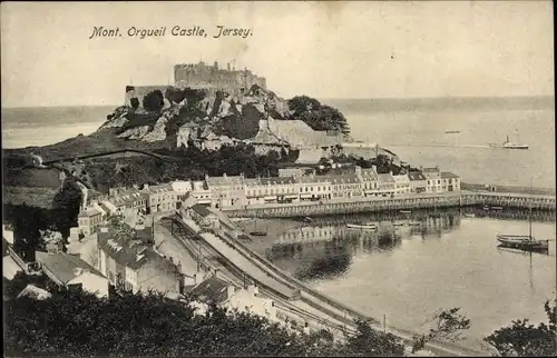 Ak Gorey Jersey Kanalinseln, Mont Orgueil Castle, Cantell's Britisch Hotel, Bahnhof