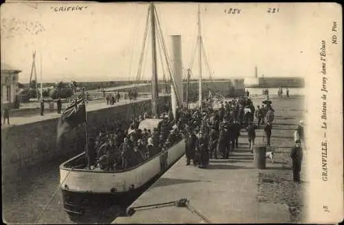 Ak Granville Sainte Honorine Le Havre Seine Maritime, Bateau de Jersey dans l'Ecluse