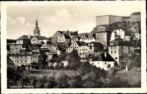 Ak Kłodzko Glatz Schlesien, Blick auf den Ort mit Festung