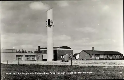 Ak Espel Flevoland Niederlande, Protestants Kerkcentrum Una Sancta en School met de Bijbel