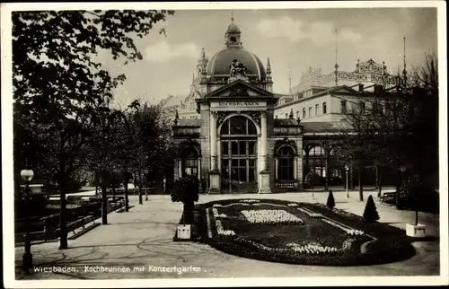 Ak Wiesbaden in Hessen, Kochbrunnen und Konzertgarten