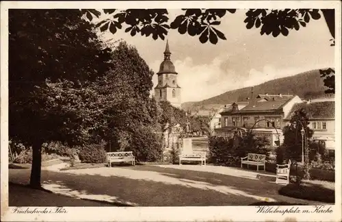 Ak Friedrichroda im Thüringer Wald, Wilhelmsplatz mit Kirche