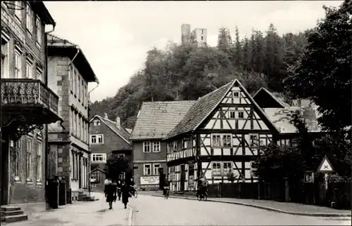 Ak Steinbach Hallenberg in Thüringen, Partie auf der Hauptstraße, Fachwerkhaus