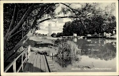 Ak Genthin am Elbe Havel Kanal, Partei am Mittellandkanal, Bootssteg