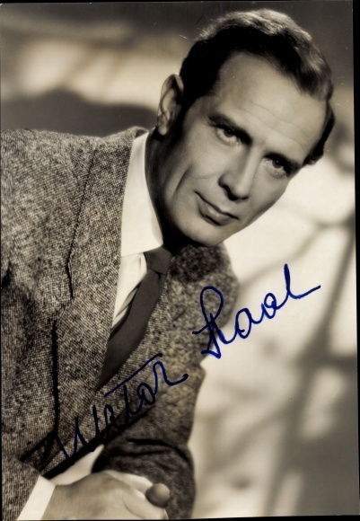 Foto Schauspieler Viktor Staal, Portrait, Autogramm Nr. 3773234