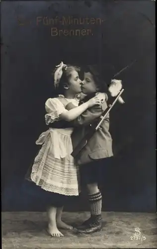 Ak Fünf Minuten Brenner, Kinder als Erwachsene, Junge mit Jagdgewehr