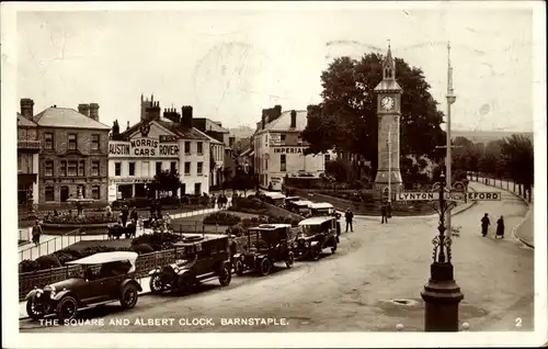 Ak Barnstaple Devon England, The Square and Albert Clock, Autos