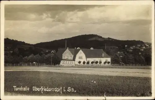 Ak Oberfriedersdorf Friedersdorf Neusalza Spremberg in Sachsen, Turnhalle