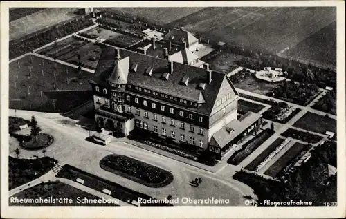 Ak Schneeberg im Erzgebirge, Fliegeraufnahme Rheumaheilstätte