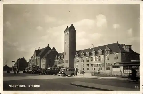 Ak Maastricht Limburg Niederlande, Bahnhof