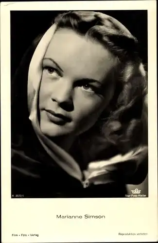 Ak Schauspielerin Marianne Simson, Portrait, Kopftuch, Tobis Film