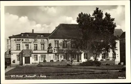 Ak Burg bei Magdeburg, HO-Hotel Roland