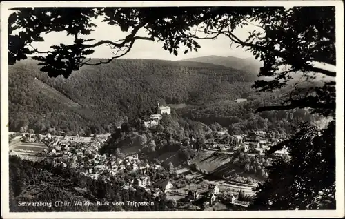 Ak Schwarzburg im Schwarzatal, Blick vom Trippstein auf den Ort