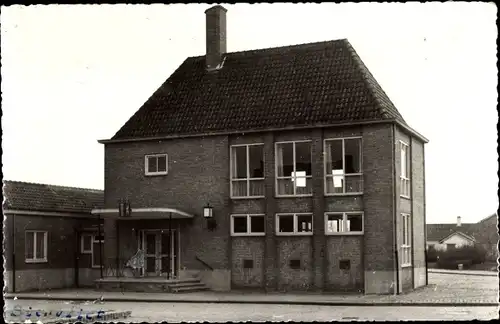 Ak Biervliet Zeeland Niederlande, Gemeentehuis Markt