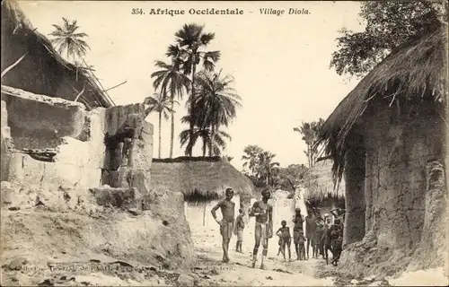 Ak Afrique Occidentale, Village Diola