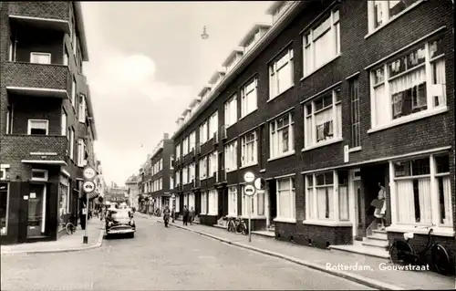 Ak Rotterdam Südholland Niederlande, Gouwstraat, Auto