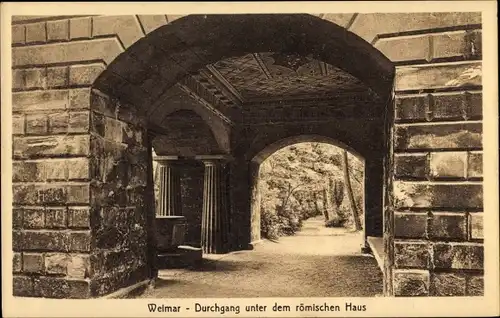 Ak Weimar Thüringen, Durchgang unter dem röm. Haus