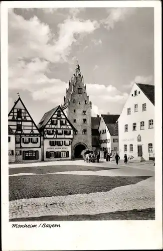 Ak Monheim in Schwaben, Platz, Fachwerkhäuser, Kutsche, Tor