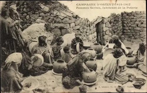 Ak Campagne d'Orient 1914-1917, Femems Serbes, fabricant de la Poterie