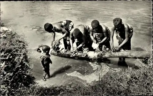 Ak L'Afrique Noire, Les Levandieres