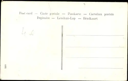 Briefmarken Ak Poste Italienne, Postbote, Frau in italienischer Tracht