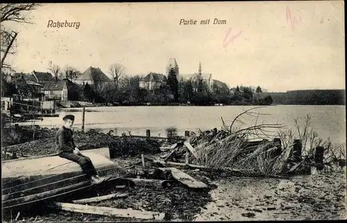 Ak Ratzeburg im Herzogtum Lauenburg, Dom, Wasserpartie, Boot