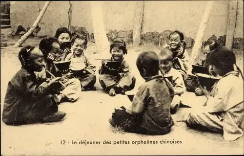 Ak Le dejeuner des petites orphelines chinoises