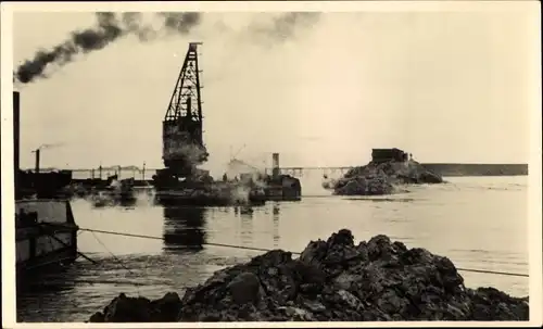 Ak Vrouwenpolder Walcheren Zeeland Niederlande, Gat te Vrouwenpolder vlak vóór blokkeering