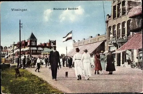 Ak Vlissingen Zeeland Niederlande, Boulevard Bankert, flanierende Menschen, Fahne