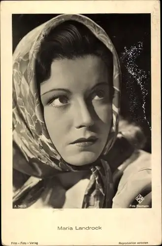 Ak Schauspielerin Maria Landrock, Portrait mit Kopftuch, Film Foto Verlag A 3461/1, UfA