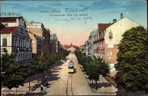 Ak Landau in der Pfalz, Ostbahnstraße, Blick vom Bahnhof, Straßenbahn